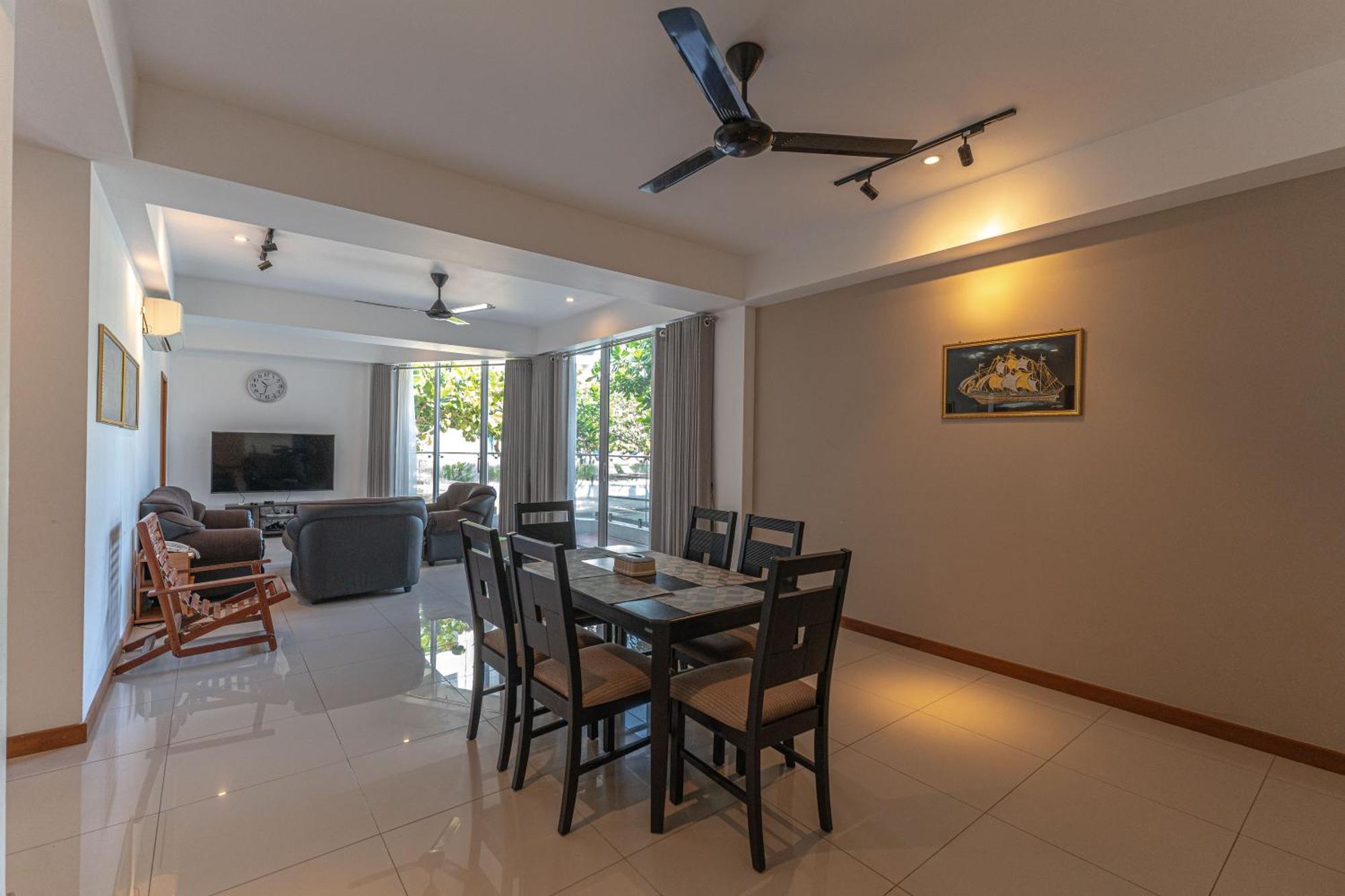Oceanfront Condominium - Nilaveli Exterior photo