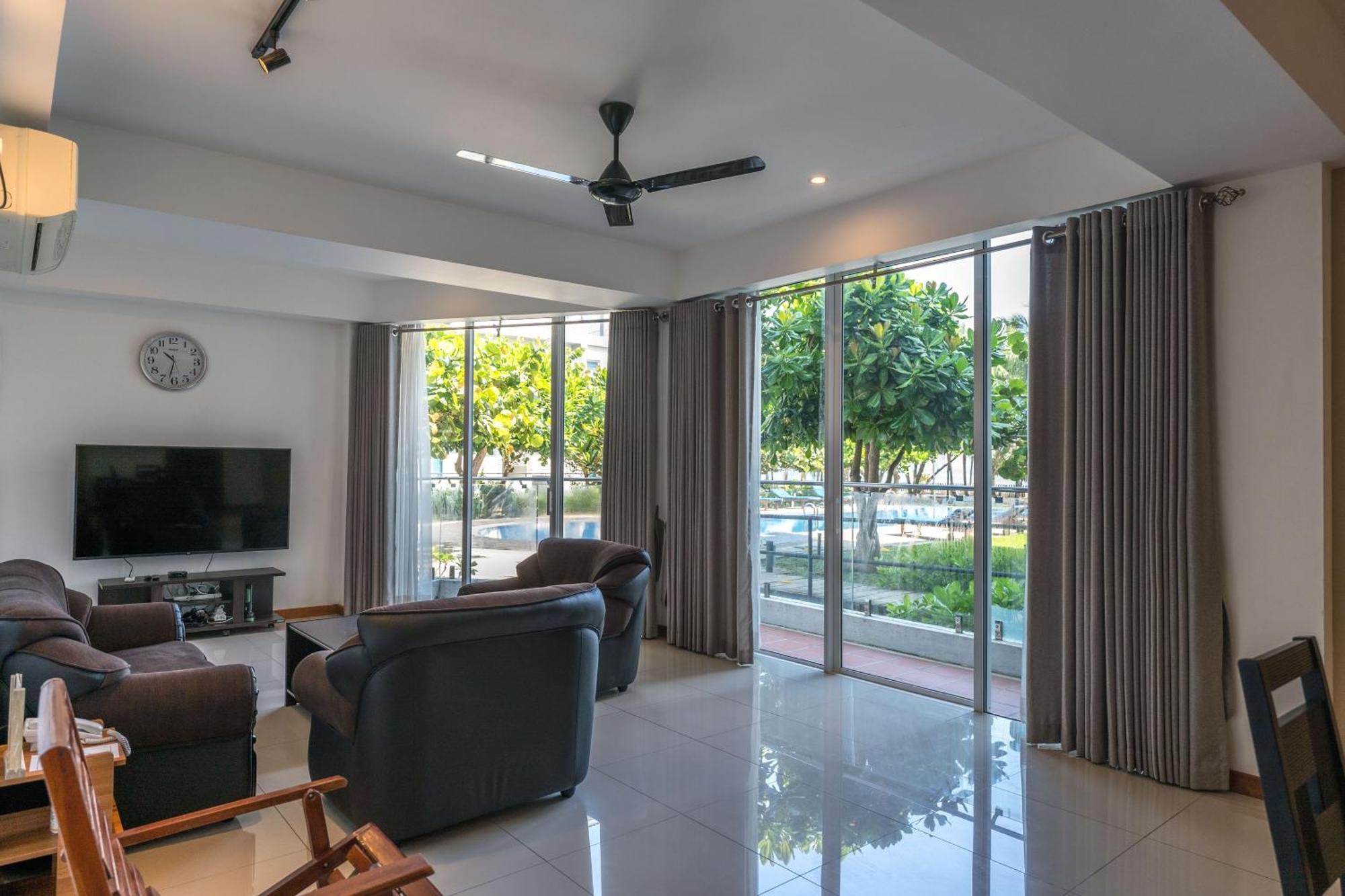 Oceanfront Condominium - Nilaveli Exterior photo